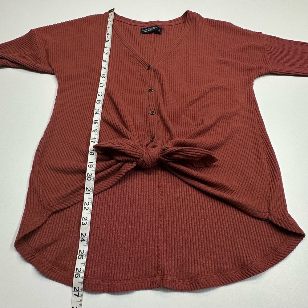 Abercrombie & Fitch Warm Rust Hacci Ribbed Knit Tie Front V Neck Button Down - Picture 7 of 7